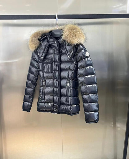 Woman M Glossy Coat